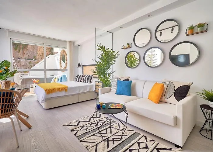 Roca Chica Torremolinos